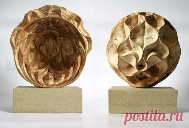 Carved forms: Halima Cassell uses ceramics, glass, bronze, stone, resin & wood in her patterned sculpture. Born in Pakiston, she lives in the U.K. See Blogroll for a link. | Decanted
