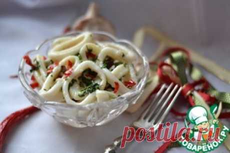 Маринованные кальмары в чесночно-лимонном соусе - кулинарный рецепт