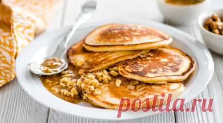 Панкейки с орехово-карамельным соусом — Sloosh – кулинарные рецепты