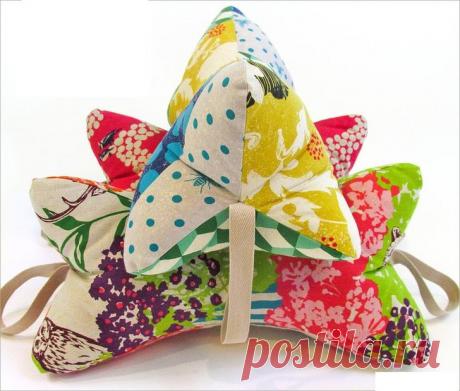 Сшила сама удобные подушки для шеи. Они прекрасно расслабляют мышцы, подходят для сна, чтения и простого отдыха