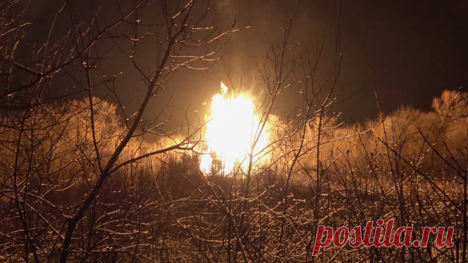 В МЧС назвали предварительную причину взрыва на газопроводе в ЛНР. Предварительной причиной взрыва на газопроводе в городе Лутугино в ЛНР является подрыв.