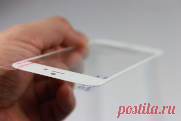 Как без труда наклеить защитную пленку на iPhone?