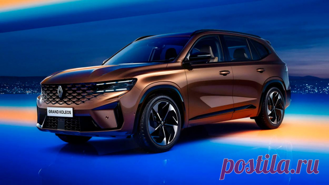 Renault Grand Koleos является моделью-близнецом Geely Xingyue L и предлагает выбор между ДВС и гибридными силовыми агрегатами