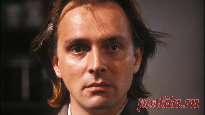 Рик Майял, 7 марта, 1958
 • 9 июня 2014