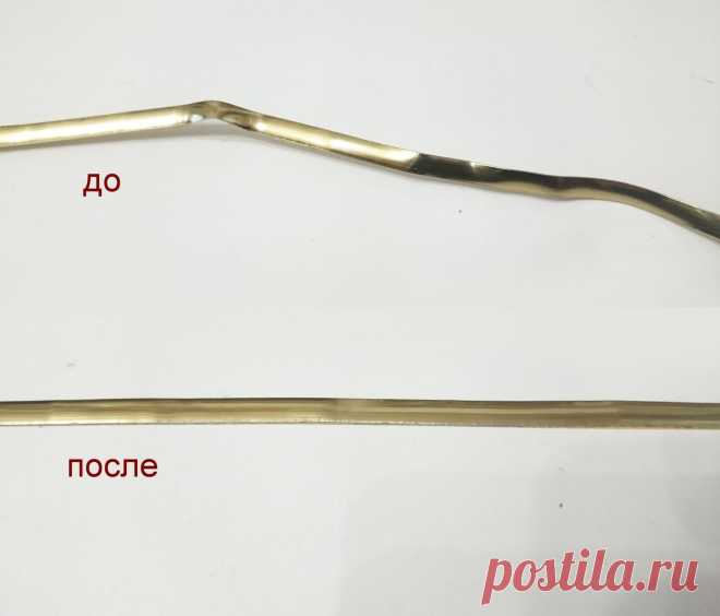 Если лента где то не правильно хранилась и приобрела весьма испорченный вид, не пытайтесь ее выравнять руками, будет только хуже. Не трите активно по золотой поверхности пальцами, напыление не такое мощное, может помутнеть и даже слезть. Положите ленту на гладкую поверхность, и пройдитесь валиком. Нельзя возить по центру поверхности ленты прижимом, он в отличии от валика оставит царапины и сплющит округлость. Можно и нужно пройтись по краю ленты, что б ее завальцевать.