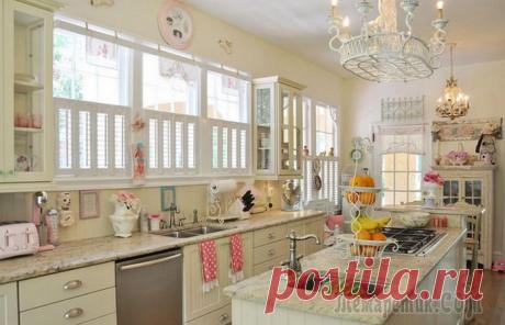 10 неожиданных способов декорировать место над кухонными шкафами