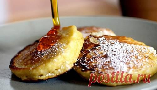 Яблочные оладьи с йогуртом и корицей - рецепт с фото / Простые рецепты