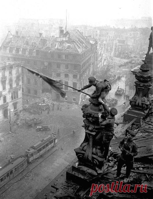 Как Советские войска Рейхстаг штурмовали