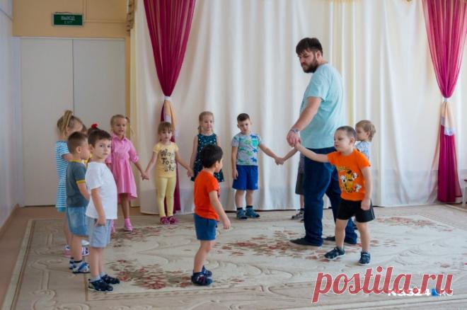 13 лайфхаков для отцов: как по-быстрому накормить ребёнка и чем занять детей на время футбола | НГС.НОВОСТИ Красноярск