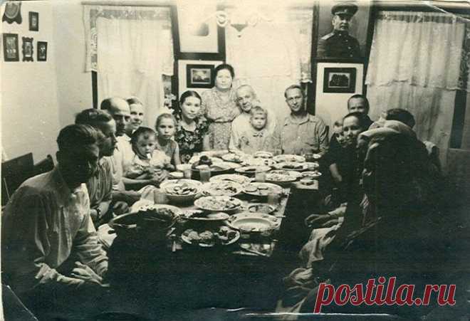 Советские застолья / Назад в СССР / Back in USSR