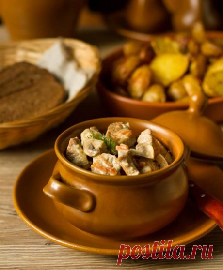 Рецепт свинины с грибами, тушенная в сметане с фото пошагово на Вкусном Блоге