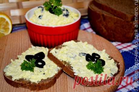 Пикантная закуска из сыра и яиц