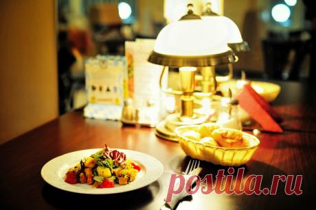 ПРОДУКТЫ, КОТОРЫЕ МОЖНО ЕСТЬ НА НОЧЬ, НЕ ОПАСАЯСЬ ЗА ЛИШНИЙ ВЕС.