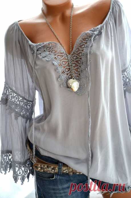 Hippie BOHO Look. made in Italy. ONESIZE, Einheitsgrö�e, passt bei 36 38 40 42. mit Häkelspitze vorne, am Ausschnitt und an den �rmeln. 3/4 Flügelärmel, weiter Oversize-Schnitt. Tunika CARMEN Bluse…
