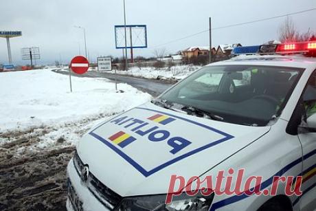 Турист сбил беременную на переходе и был пойман при попытке сбежать из страны. Британский турист был пойман в международном аэропорту Клуж на севере Румынии при попытке покинуть страну — его подозревают в том, что он наехал на беременную женщину и скрылся с места происшествия. Отмечается, что инцидент произошел поздно вечером в центре Бухареста в четверг, 26 января.