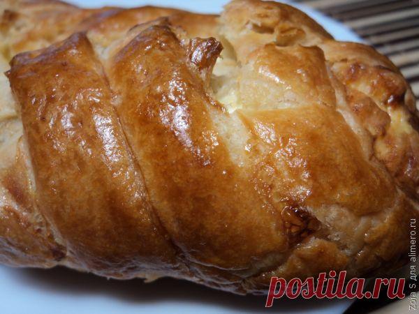 Слоеный пирог с сыром «Косичка».