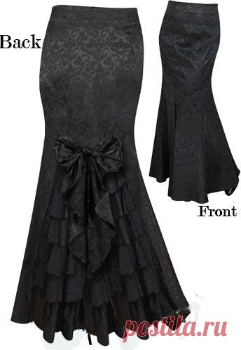 Victorian Waterfall Ruffle Bustle Skirt by Amber Middaugh | estilo