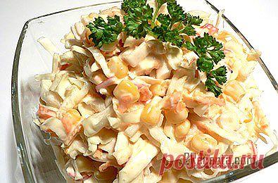 Рецепт: Салат с крабовыми палочками и капустой - пошаговый фото рецепт приготовления