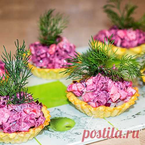 Селедка под шубой в картофельных тарталетках - пошаговый рецепт с фото