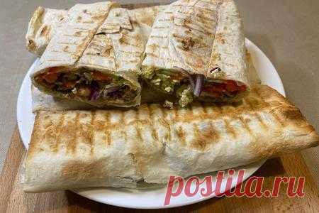 Шаурма (тур. döner- kebap) с курицей и овощами в домашних условиях – рецепт с фото