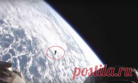 НЛО сняли на видео около МКС