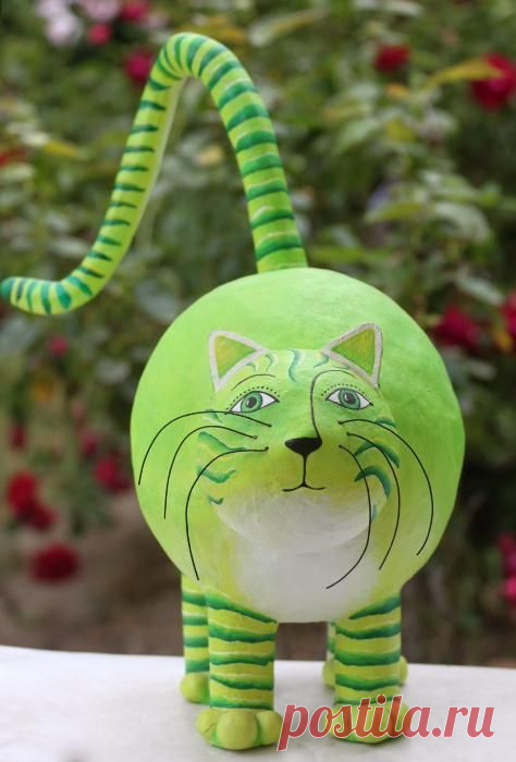 Yessy > Andre Senasac > Andre Senasac Gallery > Green Cat - Paper Mache