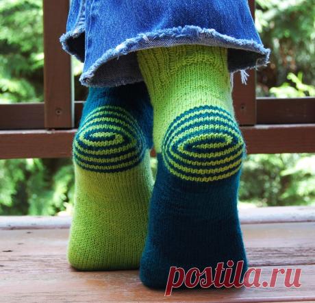 Double Heelix by Jeny Staiman - Knitty, First Fall 2011