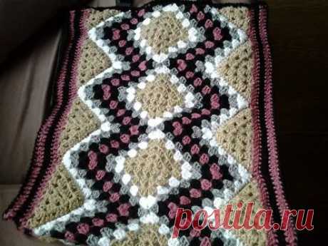 вяжем вместе с людмилой сиреневый джемпер со вставкой спереди бабушкин квадрат крючком: 1 тыс изображений найдено в Яндекс Картинках