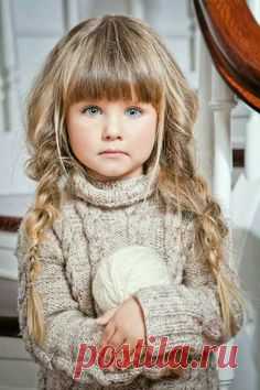 Those eyes...that hair!