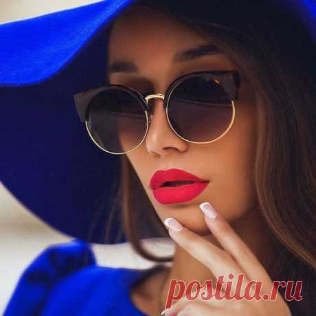 Главное всегда выглядеть, как богиня, и не важно, что там у тебя сейчас в душе...
https://likvik.ru/