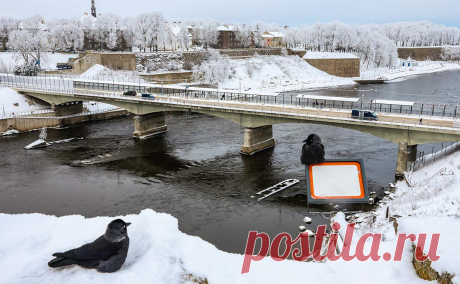 Погранпереход на границе с Эстонией закроют для машин на 2,5 года. Работы по реконструкции международного автомобильного пункта пропуска (МАПП) «Ивангород» на границе с Эстонией будут вестись около двух с половиной лет, сообщил начальник службы организации таможенного контроля Северо-Западного таможенного управления Александр Виноградов.