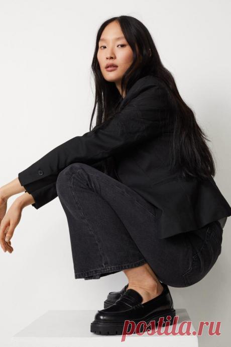  4 СПОСОБА выглядеть выше и стройнее с помощью одежды⬇️
Полезная и простая памятка без воды и лирики, как с помощью одежды прибавить несколько сантиметров к своему росту, зрительно сделав ноги длиннее и стройнее. Пролог 1. Акт зрительного вытягивания ног НИКАК не должен противоречить общей пропорции. Не стоит приклеивать портки к ушам, оставляя узенькую полосочку туловища羅. Еще никого это не украсило. Пролог 2. Про высокую […]
Читай пост далее на сайте. Жми ⏫ссылку выше