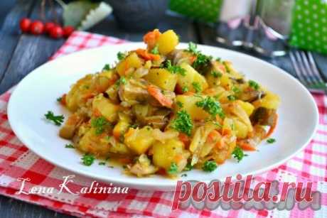 Капуста, тушеная с грибами и картошкой - 8 пошаговых фото