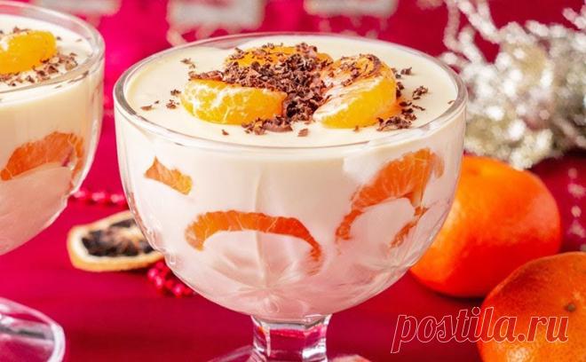 Десерт с шоколадно-йогуртовым кремом и мандаринами