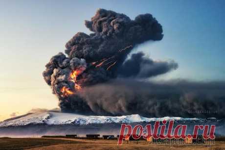 Извержения вулканов – 30 потрясающих фотографий со всего мира В апреле 2015 года извергался чилийский вулкан Кальбуко, в 2013 году – сицилийский Этна, а в 2010 – сложновыговариваемый исландский Эйяфьядлайёкюдль. Так что не было недостатка в мощных вулканических ...