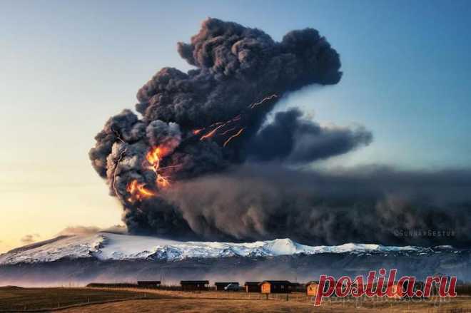 Извержения вулканов – 30 потрясающих фотографий со всего мира В апреле 2015 года извергался чилийский вулкан Кальбуко, в 2013 году – сицилийский Этна, а в 2010 – сложновыговариваемый исландский Эйяфьядлайёкюдль. Так что не было недостатка в мощных вулканических ...