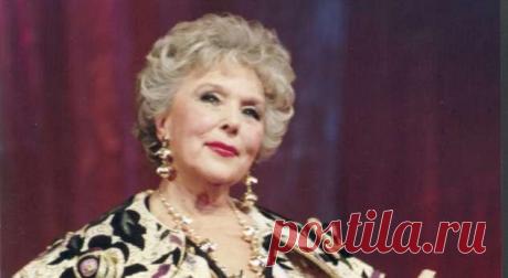 «Время для нее остановилось»: Сын Михаила Ширвиндта показал 94-летнюю Веру Васильеву . Милая Я