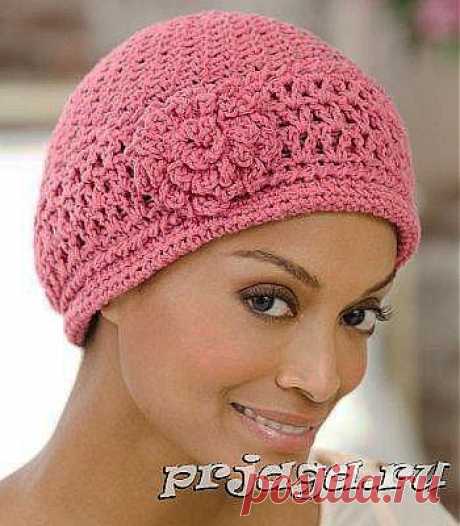 Вязание крючком для женщин шапочки от Kim Kotary
(шапка, берет, шапочка)