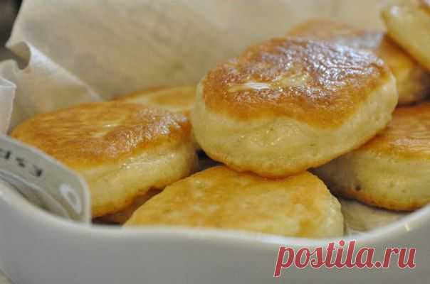 Пышные дрожжевые оладьи.