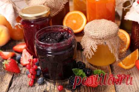 В преддверии летнего сезона ловите рецепты джемов, варений и медовых сиропов..