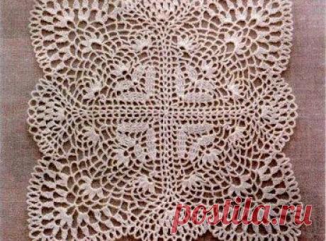 Квадратная салфетка крючком. Схема здесь https://labhousehold.com/crochet-napkin-2.html