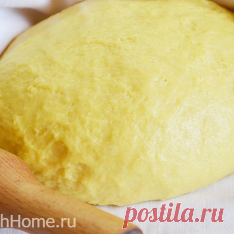 Сдобное дрожжевое тесто на молоке Хочу сегодня поделиться своим любимым рецептом сдобного дрожжевого теста, замешанного на основе молока. Такой рецепт теста очень удачный, готовится оно просто, а работать с ним - одно удовольствие!