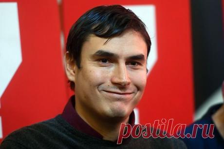 Сергей Шаргунов: «То, что сделали с нашим образованием, отвратительно!» «Слава Богу, что кроме нефти и газа у нас есть великая русская литература и великий русский язык», - утверждает писатель.