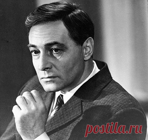 В. Тихонов