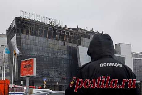 Стало известно о росте числа пострадавших в «Крокусе» почти вдвое. Число пострадавших при теракте в подмосковном концертном зале «Крокус Сити Холл» возросло почти вдвое — до 360 человек. Об этом сообщает Telegram-канал «112». Согласно официальным данным, представленным главой Следственного комитета (СК) Александром Бастрыкиным, в результате теракта пострадали 182 человека.