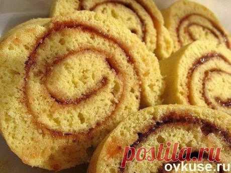 Рулет за 5 минут
https://i.ovkuse.ru/blogs/kulinarija/rulet-za-5-minut-40758.html

Рулет за 5 минут - Простые рецепты Овкусе.ру
Рулет за 5 минут