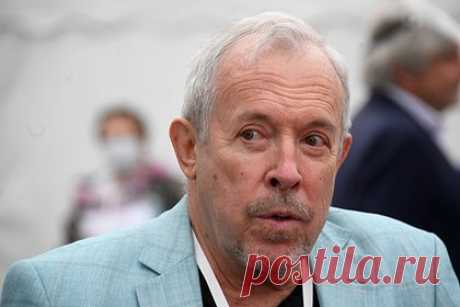 Андрей Макаревич прекратил ведение бизнеса в России. Музыкант, лидер группы «Машина времени» Андрей Макаревич (внесен в реестр иноагентов) прекратил ведение бизнеса в России, закрыв ИП. Артист ликвидировал свой статус индивидуального предпринимателя, с помощью которого он организовывал концерты на территории РФ в течение последних 23 лет.