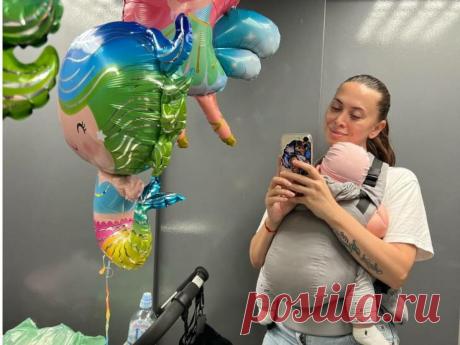 «Отобрала»: Наталья Фриске засняла, как бабушка качает на руках подросшую внучку после «скандала» Последние новости шоу-бизнеса России и мира, биографии звезд, гороскопы - Вешкаймские вести