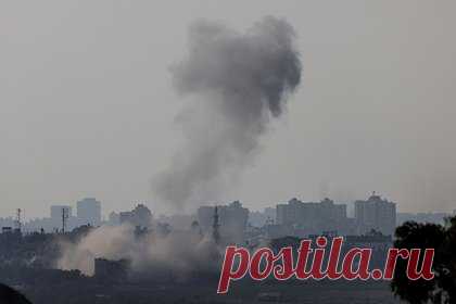 Экономист высказался о последствиях начала наземной операции в Газе. Начало наземной операции в Газе Израилем грозит расширением конфликта. Об этом заявил экономист Джеффри Сакс. Сакс подчеркнул, мусульманский мир не будет «спокойно и пассивно наблюдать», если Израиль начнет наземную операцию. Экономист уверен, что текущий конфликт побудит мусульманский мир к объединению.