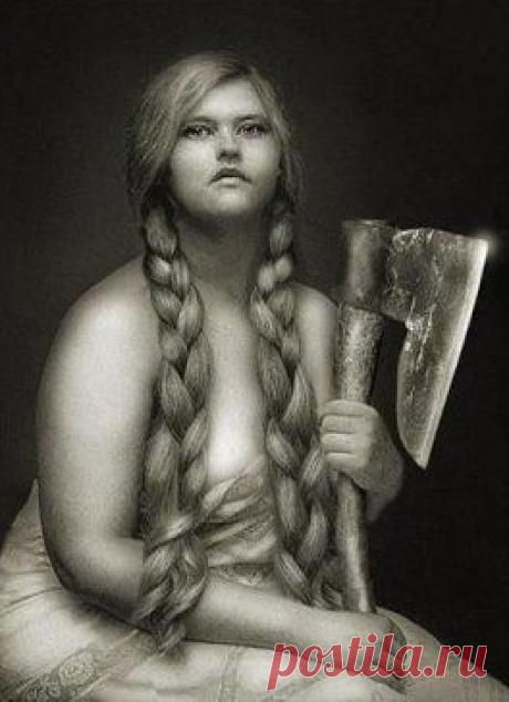 РУССКАЯ баба сильна и могуча!!!Вмиг улетает навозная куча,каши наварит,бардак уберёт.....а если бухнёт,то и рыло набьёт!!!

Татьяна Золотаревская

Елена Васильевна Малышева расскажет о похудении
Телеведущая и по совместительству квалифицированный врач расскажет как быстро похудеть без диет